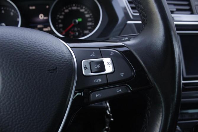 Volkswagen Tiguan II с пробегом 2018 года, цена 2 130 000 рублей, 147857 км, внедорожник, Автокод Объявления
