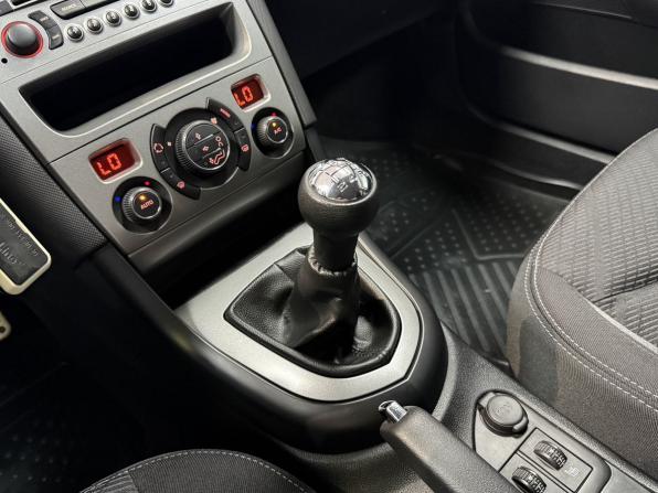 Peugeot 408 I с пробегом 2016 года, цена 715 000 рублей, 107000 км, седан, Автокод Объявления