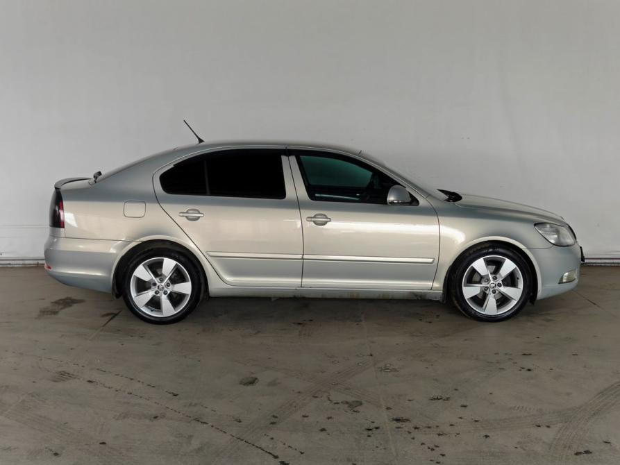 Skoda Octavia II (A5) Рестайлинг Москва  - изображение 8