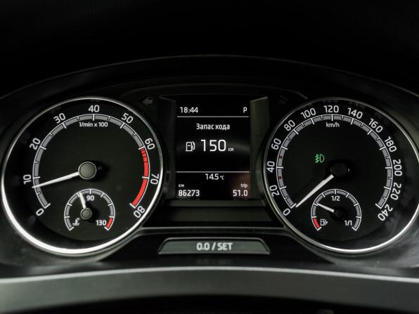 Skoda Rapid I Рестайлинг с пробегом 2018 года, цена 1 465 000 рублей, 86272 км, лифтбек, Автокод Объявления