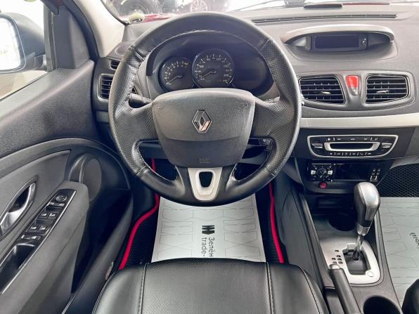 Renault Fluence I с пробегом 2011 года, цена 675 000 рублей, 227435 км, седан, Автокод Объявления