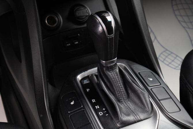 Hyundai Santa Fe III с пробегом 2012 года, цена 1 579 000 рублей, 280000 км, внедорожник, Автокод Объявления