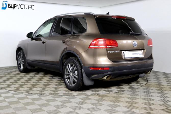 Volkswagen Touareg II с пробегом 2013 года, цена 1 999 990 рублей, 225841 км, внедорожник, Автокод Объявления