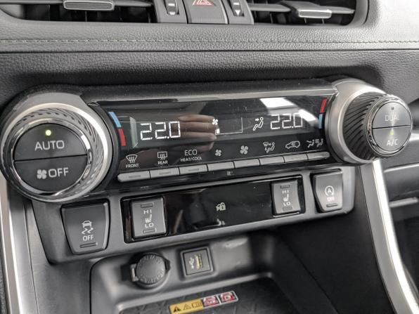 Toyota RAV4 V (XA50) с пробегом 2024 года, цена 4 000 000 рублей, 20000 км, внедорожник, Автокод Объявления