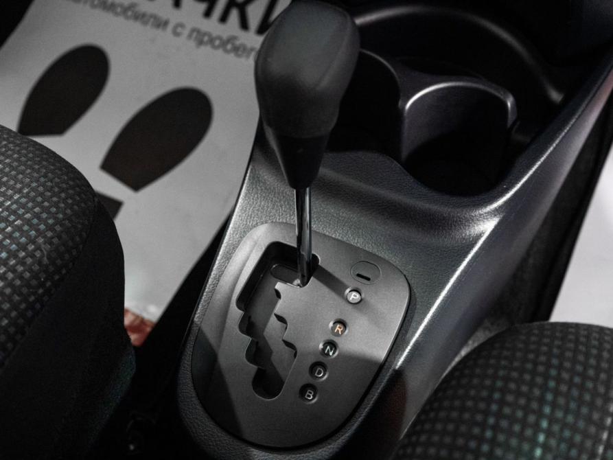 Toyota Vitz III (XP130) Рестайлинг 2 Иркутск  - изображение 14