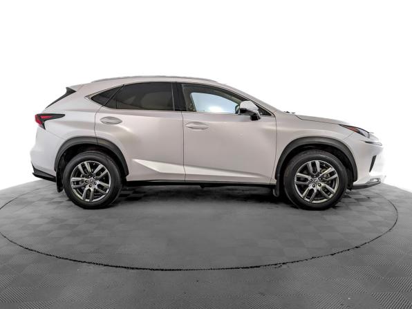 Lexus NX I Рестайлинг с пробегом 2018 года, цена 2 885 000 рублей, 129618 км, внедорожник, Автокод Объявления