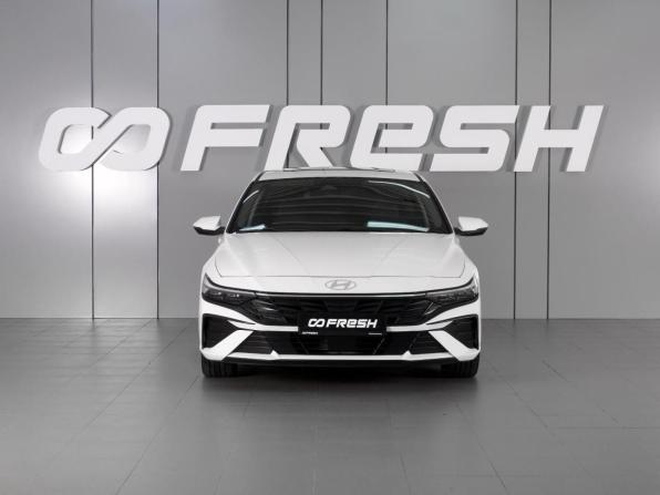 Hyundai Elantra VII (CN7) Рестайлинг с пробегом 2024 года, цена 2 099 000 рублей, 74792 км, седан, Автокод Объявления