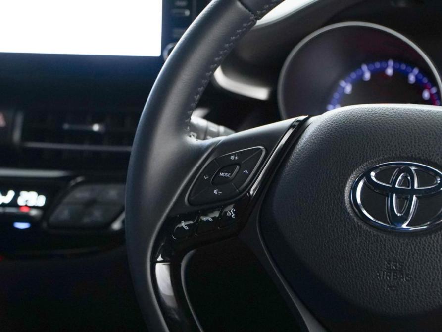 Toyota C-HR I Рестайлинг Москва  - изображение 12