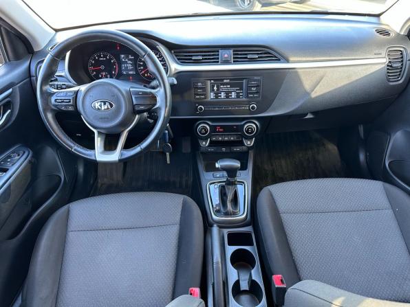 Kia Rio IV Рестайлинг с пробегом 2021 года, цена 1 879 000 рублей, 40000 км, хэтчбек, Автокод Объявления