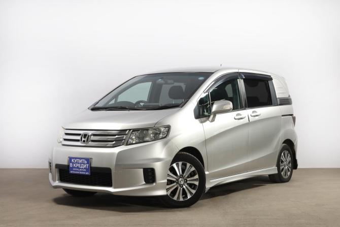Honda Freed I Рестайлинг с пробегом 2011 года, цена 1 229 000 рублей, 119000 км, компактвэн, Автокод Объявления