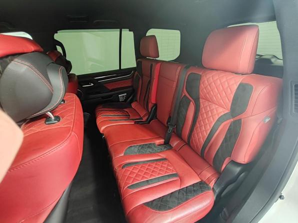 Lexus LX III Рестайлинг 2 с пробегом 2019 года, цена 7 775 000 рублей, 126708 км, внедорожник, Автокод Объявления