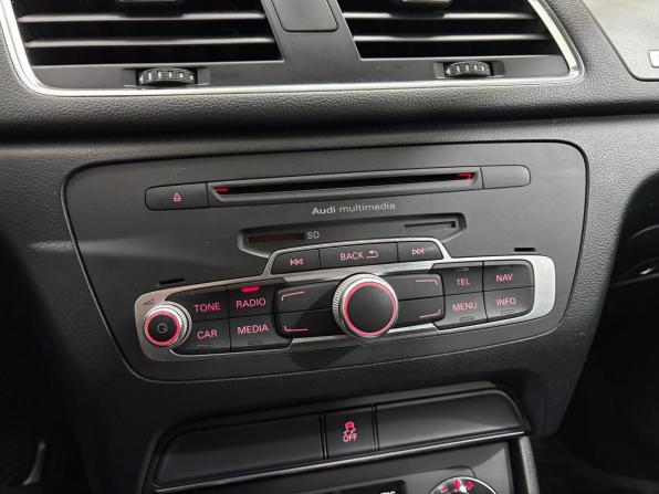 Audi Q3 I (8U) с пробегом 2012 года, цена 1 370 000 рублей, 233052 км, внедорожник, Автокод Объявления