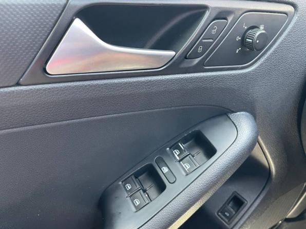 Volkswagen Jetta VI с пробегом 2014 года, цена 999 000 рублей, 153691 км, седан, Автокод Объявления