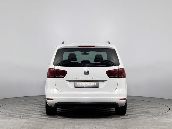 SEAT Alhambra II Рестайлинг с пробегом 2016 года, цена 1 750 000 рублей, 203040 км, минивэн, Автокод Объявления