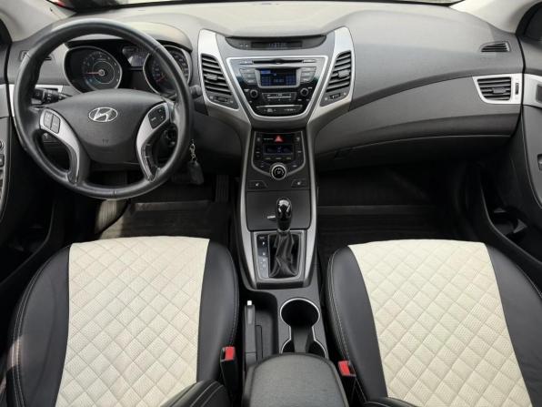 Hyundai Elantra V (MD) Рестайлинг с пробегом 2015 года, цена 1 275 000 рублей, 158000 км, седан, Автокод Объявления