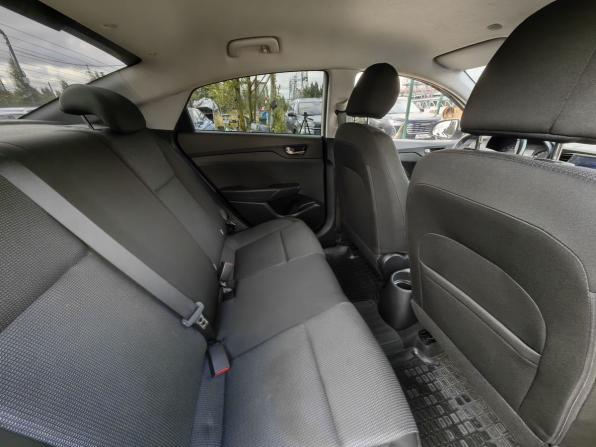 Hyundai Solaris II с пробегом 2018 года, цена 1 099 000 рублей, 92827 км, седан, Автокод Объявления