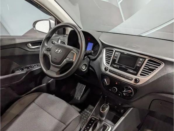 Hyundai Solaris II Рестайлинг с пробегом 2021 года, цена 1 549 000 рублей, 87464 км, седан, Автокод Объявления