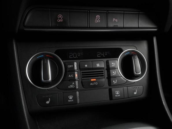 Audi Q3 I (8U) Рестайлинг с пробегом 2015 года, цена 1 899 000 рублей, 119265 км, внедорожник, Автокод Объявления
