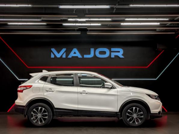 Nissan Qashqai II с пробегом 2017 года, цена 1 790 000 рублей, 64996 км, внедорожник, Автокод Объявления