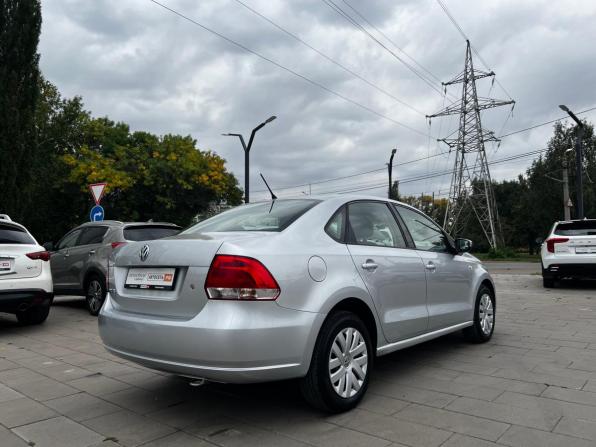 Volkswagen Polo V с пробегом 2015 года, цена 861 000 рублей, 174045 км, седан, Автокод Объявления