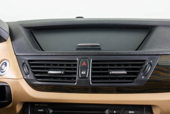 BMW X1 I (E84) с пробегом 2011 года, цена 1 499 000 рублей, 295000 км, внедорожник, Автокод Объявления