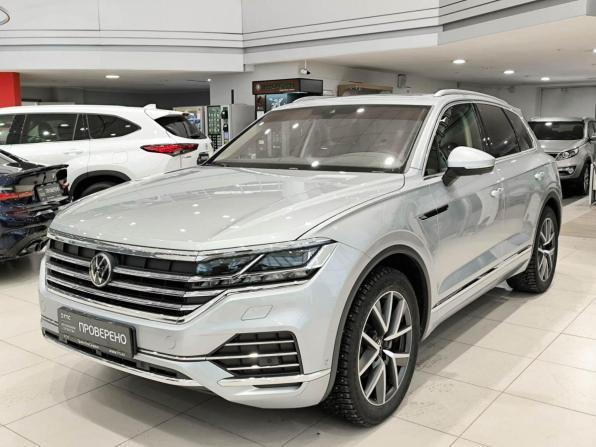 Volkswagen Touareg III с пробегом 2023 года, цена 8 630 000 рублей, 42632 км, внедорожник, Автокод Объявления