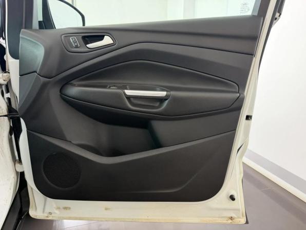 Ford Kuga II с пробегом 2016 года, цена 1 269 000 рублей, 128959 км, внедорожник, Автокод Объявления