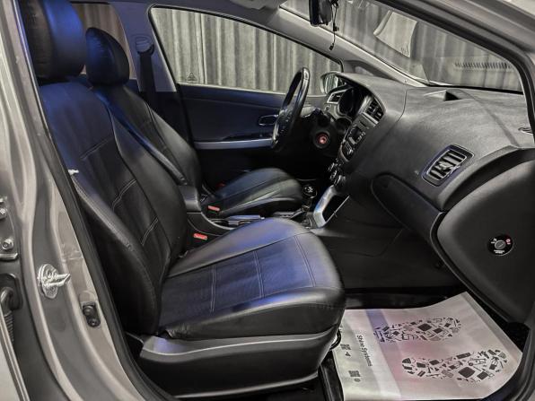 Kia Ceed II Рестайлинг с пробегом 2015 года, цена 1 159 000 рублей, 120394 км, универсал, Автокод Объявления