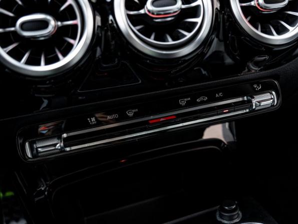 Mercedes-Benz A-Класс IV (W177) с пробегом 2018 года, цена 2 380 000 рублей, 74239 км, хэтчбек, Автокод Объявления