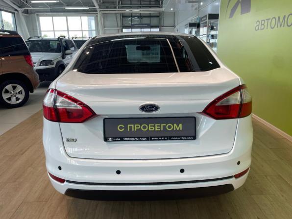 Ford Fiesta Mk6 Рестайлинг с пробегом 2016 года, цена 649 000 рублей, 151700 км, седан, Автокод Объявления