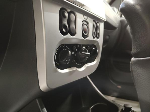 Renault Sandero I с пробегом 2012 года, цена 619 000 рублей, 110532 км, хэтчбек, Автокод Объявления