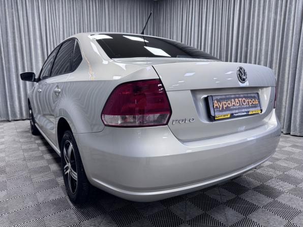 Volkswagen Polo V Рестайлинг с пробегом 2015 года, цена 1 050 000 рублей, 132521 км, седан, Автокод Объявления