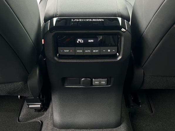Новый Toyota Land Cruiser Prado 250 Series 2026 года, цена 10 990 000 рублей, внедорожник, Автокод Объявления