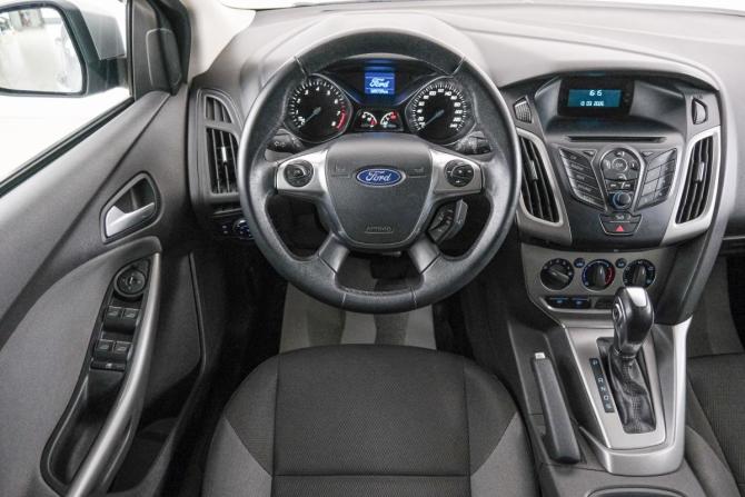Ford Focus III с пробегом 2014 года, цена 999 000 рублей, 109000 км, хэтчбек, Автокод Объявления