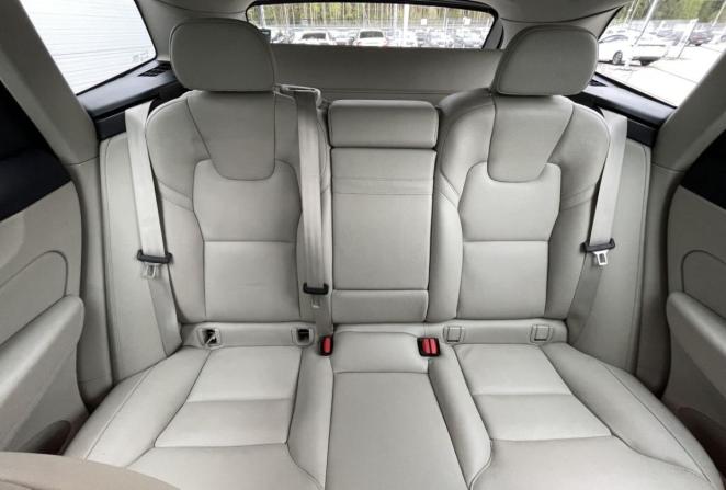 Volvo XC60 II с пробегом 2021 года, цена 5 650 000 рублей, 43453 км, внедорожник, Автокод Объявления