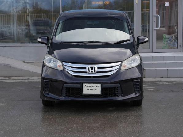 Honda Freed I Рестайлинг с пробегом 2012 года, цена 1 080 000 рублей, 107657 км, компактвэн, Автокод Объявления