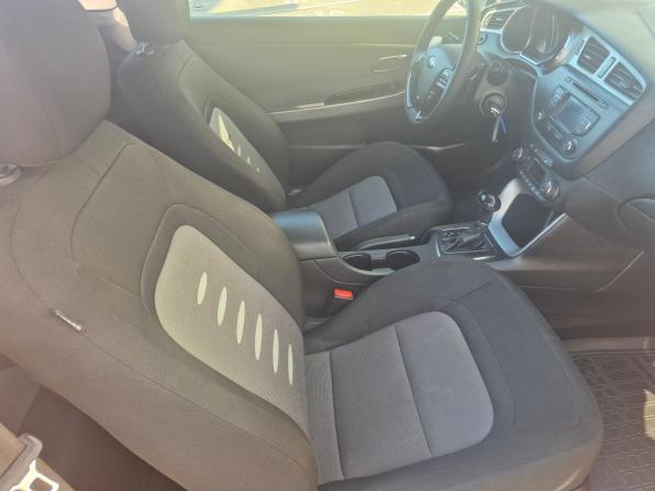 Kia Ceed II с пробегом 2013 года, цена 1 060 000 рублей, 222165 км, хэтчбек, Автокод Объявления