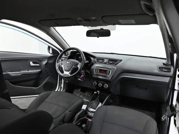 Kia Rio III Рестайлинг с пробегом 2017 года, цена 849 000 рублей, 421000 км, седан, Автокод Объявления