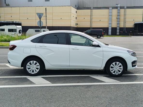 Lada (ВАЗ) Vesta I Рестайлинг (NG) с пробегом 2023 года, цена 1 229 000 рублей, 38000 км, седан, Автокод Объявления