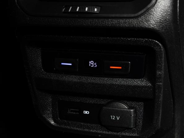 Volkswagen Tiguan II с пробегом 2020 года, цена 2 099 000 рублей, 159546 км, внедорожник, Автокод Объявления