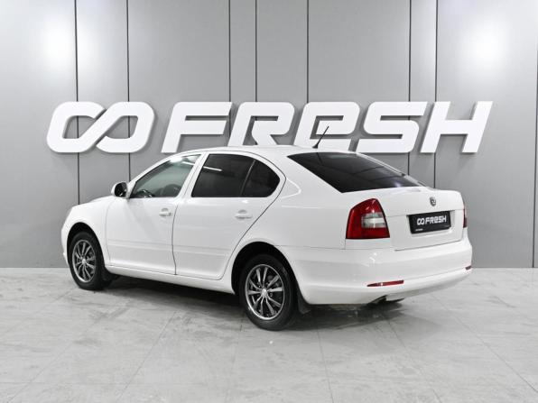 Skoda Octavia II (A5) Рестайлинг с пробегом 2013 года, цена 815 000 рублей, 159266 км, лифтбек, Автокод Объявления