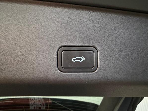 Geely Monjaro I с пробегом 2024 года, цена 3 297 000 рублей, 48878 км, внедорожник, Автокод Объявления