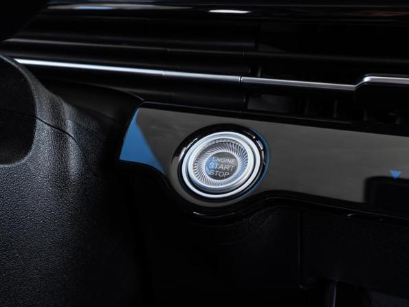 Omoda C5 I с пробегом 2023 года, цена 2 150 000 рублей, 42024 км, внедорожник, Автокод Объявления