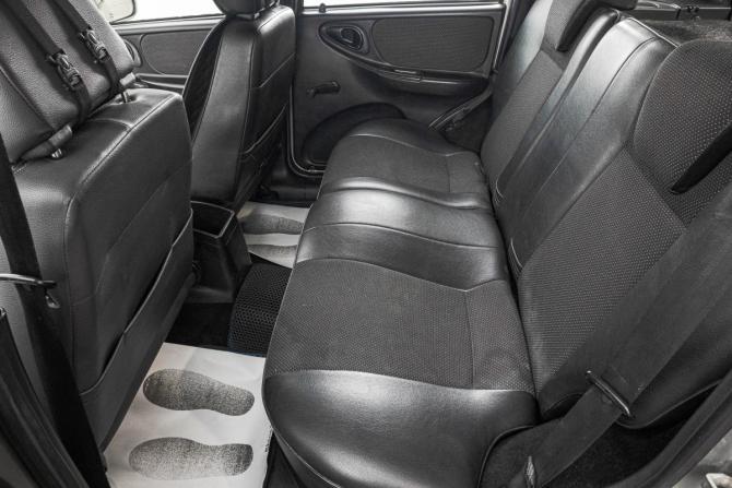 Chevrolet Niva I Рестайлинг с пробегом 2009 года, цена 499 000 рублей, 271000 км, внедорожник, Автокод Объявления