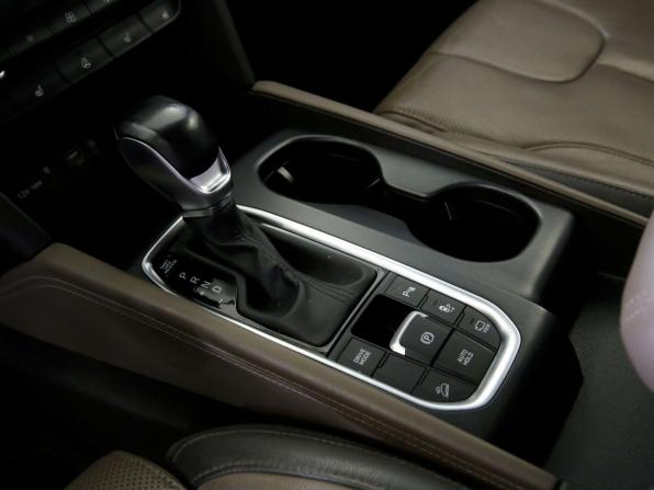 Hyundai Santa Fe IV с пробегом 2019 года, цена 2 390 000 рублей, 219842 км, внедорожник, Автокод Объявления