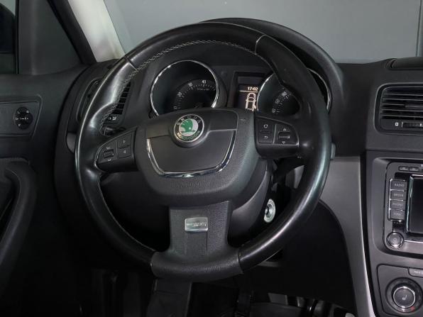 Skoda Yeti I с пробегом 2010 года, цена 1 229 000 рублей, 172303 км, внедорожник, Автокод Объявления