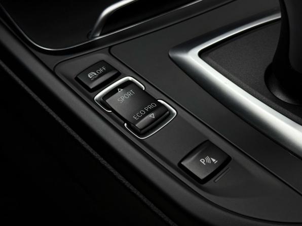 BMW 3 серии VI (F3x) Рестайлинг с пробегом 2018 года, цена 2 149 000 рублей, 138399 км, седан, Автокод Объявления