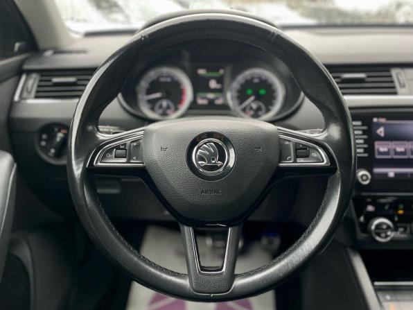 Skoda Octavia III (A7) Рестайлинг с пробегом 2017 года, цена 1 795 000 рублей, 162500 км, лифтбек, Автокод Объявления