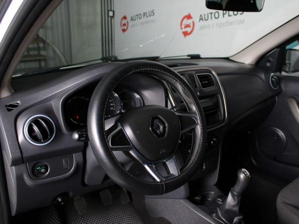 Renault Logan II Рестайлинг с пробегом 2020 года, цена 740 000 рублей, 199929 км, седан, Автокод Объявления
