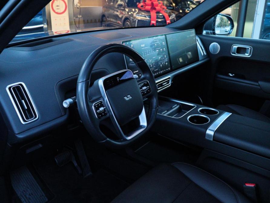 Li Auto (Lixiang) L9 I Москва  - изображение 8